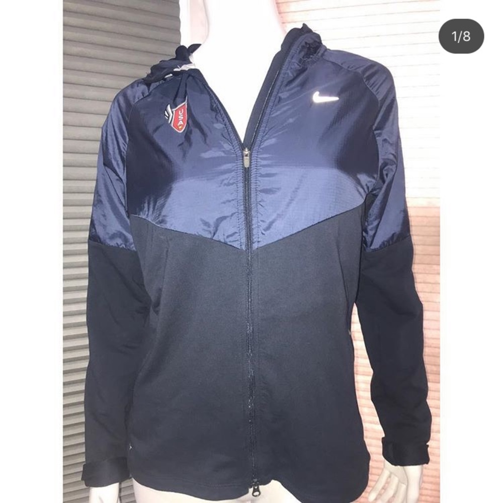Nike dri-fit USA track and field olympics jacket